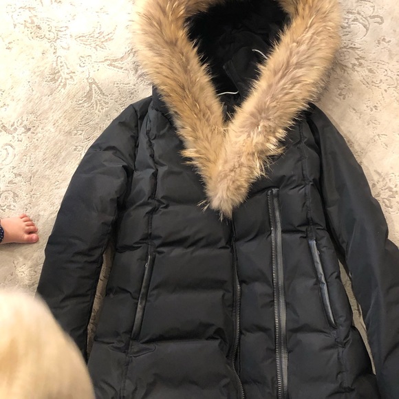 Mackage real size small almost new - Picture 9 of 9